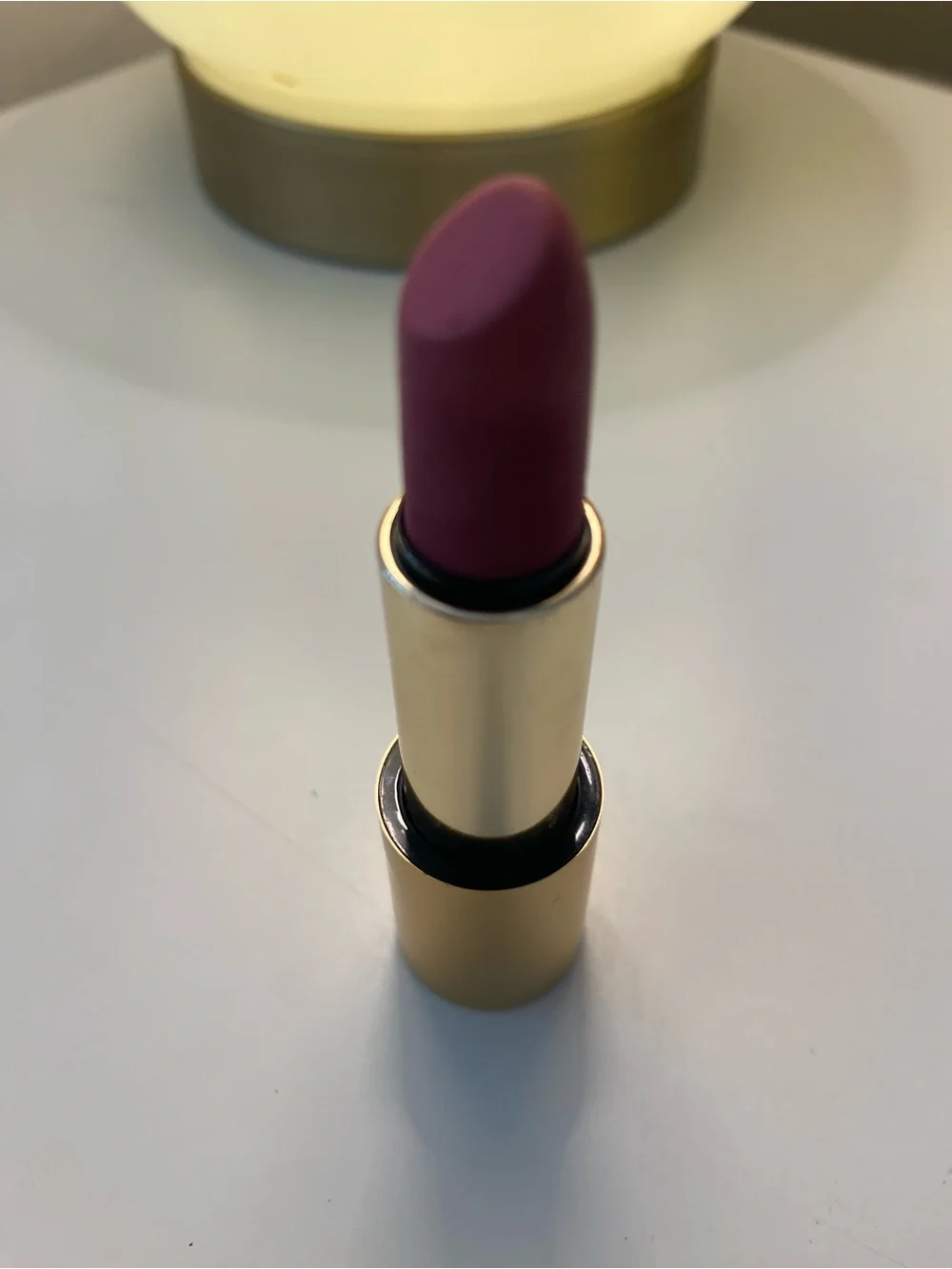 Lisa Eldridge Velvet Lipstick- Velvet Beauty *discontinued shade*
